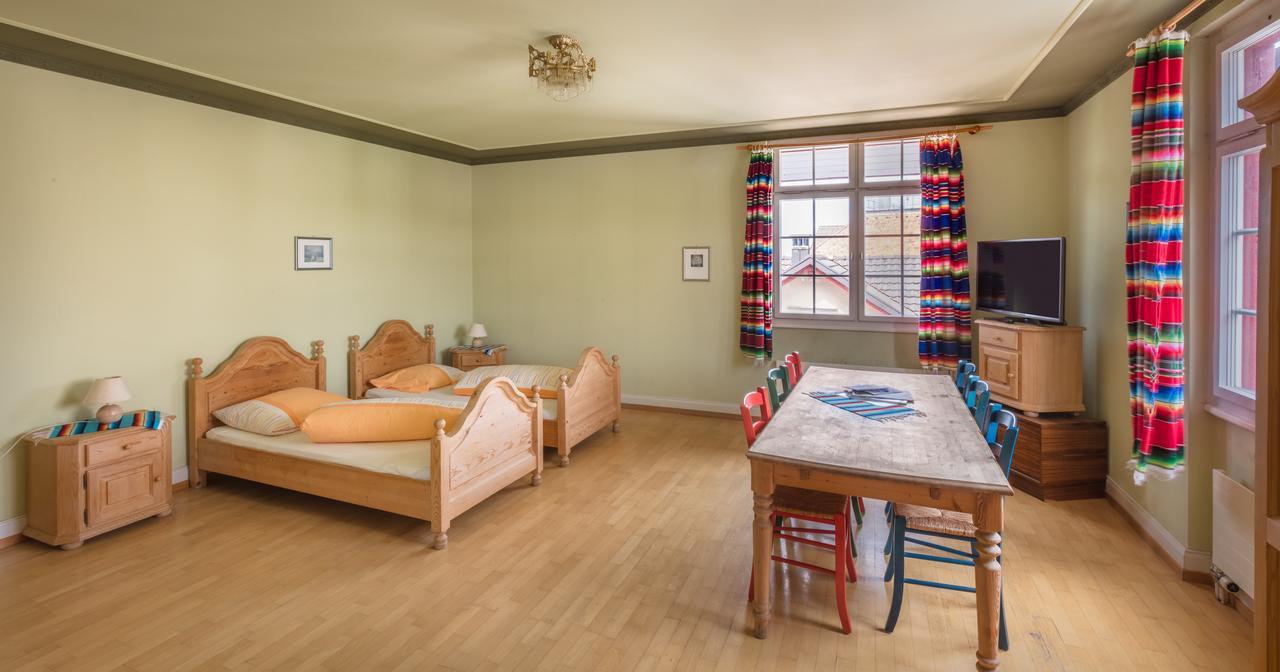 Gasthof Zur Traube Roggwil  Стая снимка